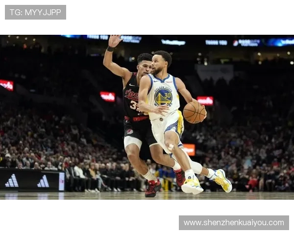 库里引领勇士攻势 开拓者对决勇士季前赛精彩集锦回顾 库里引领勇士攻势 开拓者对决勇士季前赛精彩集锦回顾