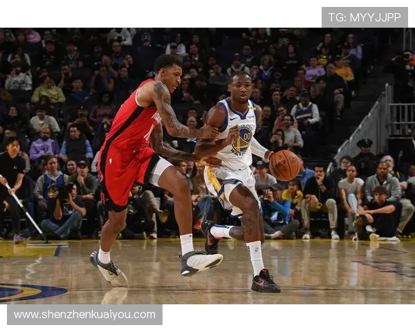 库明加轰下25分10篮板勇士众志成城力克灰熊再取关键胜利