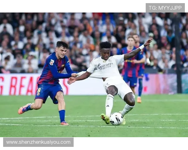 古利特直言佩德里拉拽维尼修斯应判红牌此举严重影响比赛公正性 古利特直言佩德里拉拽维尼修斯应判红牌此举严重影响比赛公正性