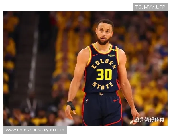 字母哥在雄鹿忠诚十三年或将离队现役时间仅次库里和追梦 字母哥在雄鹿忠诚十三年或将离队现役时间仅次库里和追梦